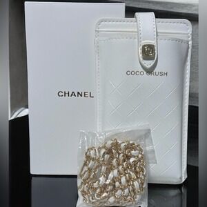 CoCo Crush White Quilted Phone Holder Chain and Box
